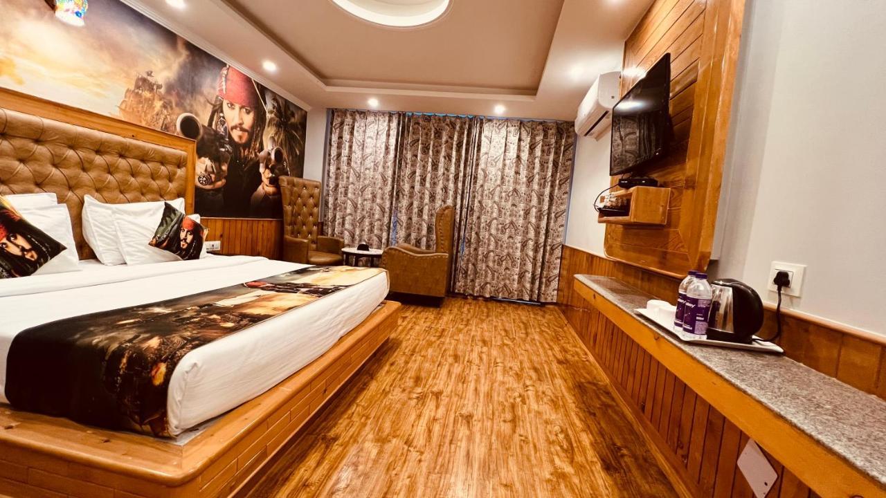 Smuggler Resort By West Western Near To Mall Road & Hadimba Temple # Swimming Pool#Free Pick From Volvo Bus Stand Manali  Exterior photo
